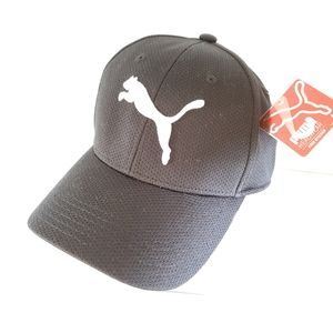 NEW PUMA FITTED HAT BLACK WHITE EMBROIDERED